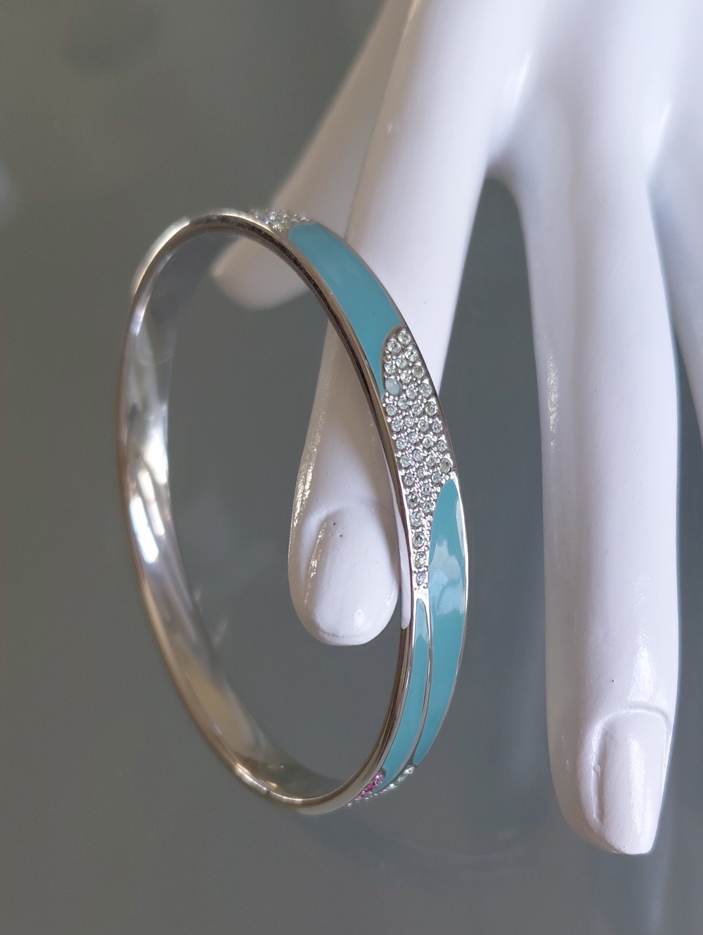 Swarovski Crystal Rhodium Plated /Silver- Tone Enamel Bangle Bracelet M - Picture 2 of 7